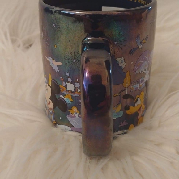 💝FIRM! NWT DISNEY PARKS WALT DISNEY WORLD 50TH ANNIVERSARY MICKEY & FRIENDS MUG - Picture 5 of 11